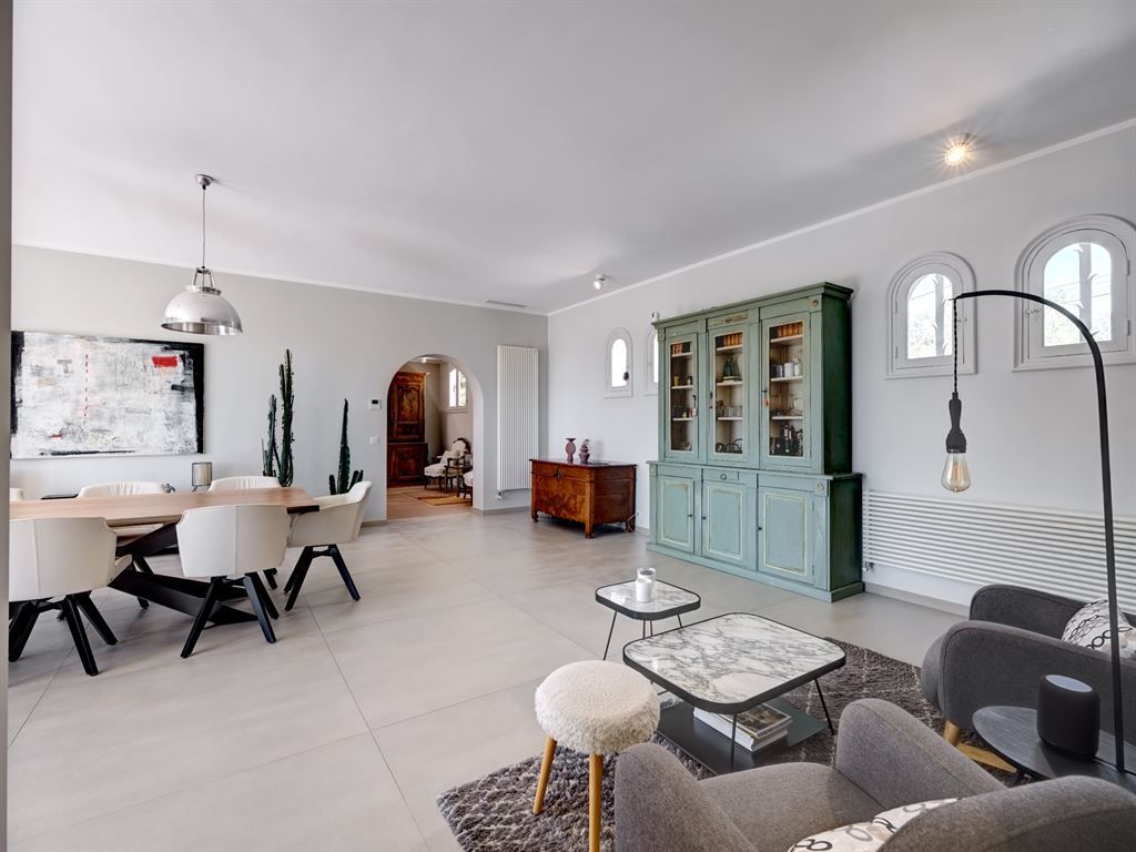 luxury house 8 Rooms for sale on LA ROQUETTE SUR SIAGNE (06550)