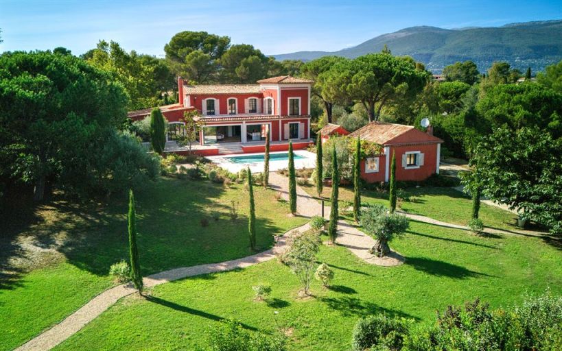 luxury villa 12 Rooms for sale on MOUGINS (06250)