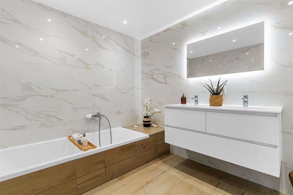 appartement de luxe 4 Pièces en vente sur LES ADRETS DE L ESTEREL (83600)