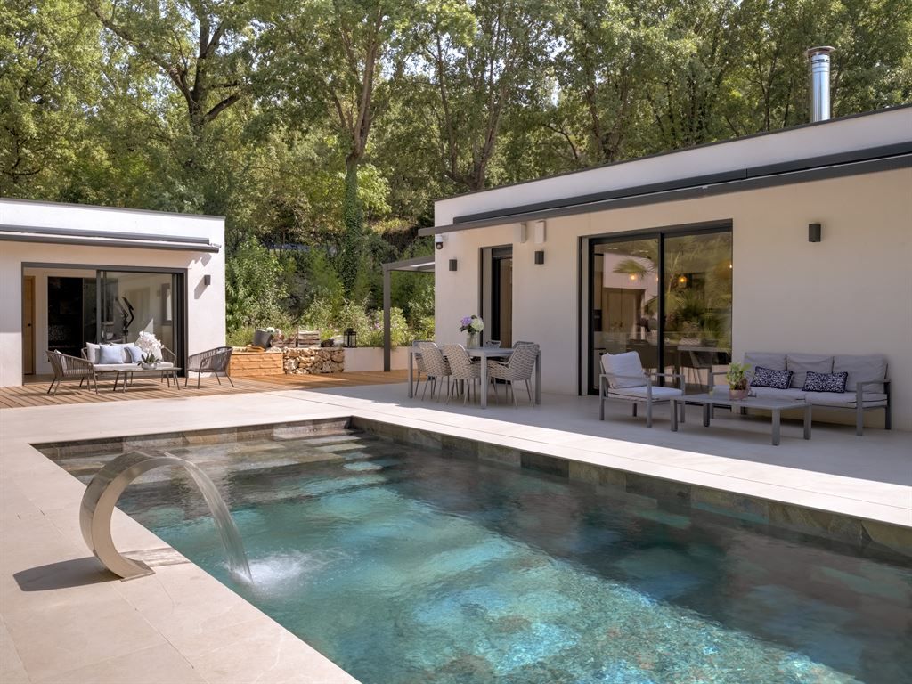 maison contemporaine 7 Pièces en vente sur OPIO (06650)