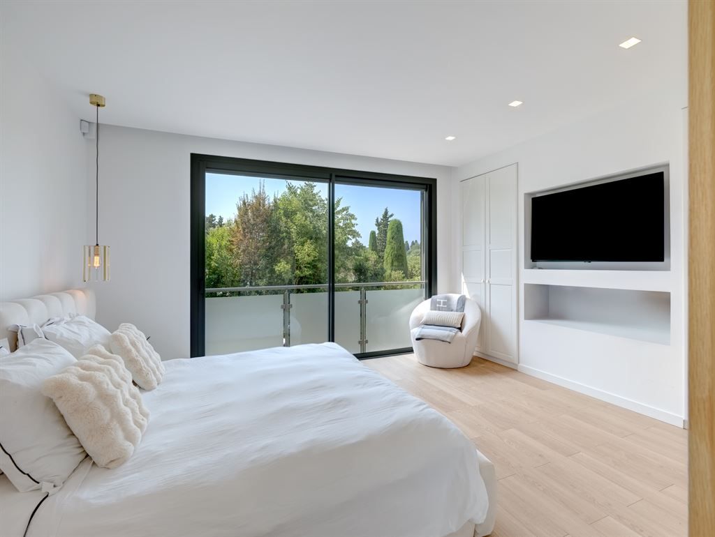 maison contemporaine 7 Pièces en vente sur OPIO (06650)