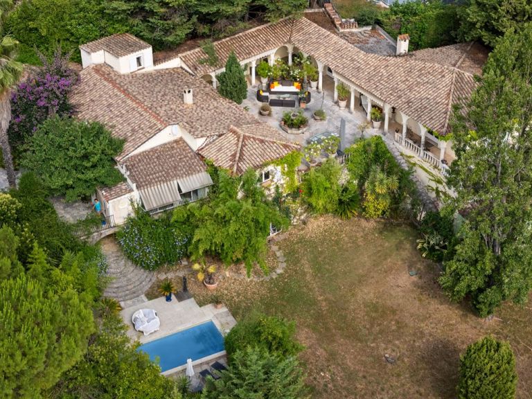 villa de luxe 7 Pièces en vente sur GRASSE (06130)