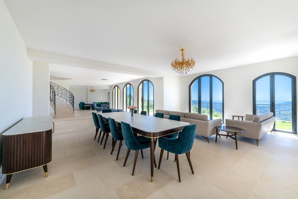 villa de luxe 8 Pièces en vente sur SPERACEDES (06530)