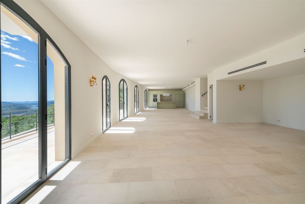 villa de luxe 6 Pièces en vente sur SPERACEDES (06530)
