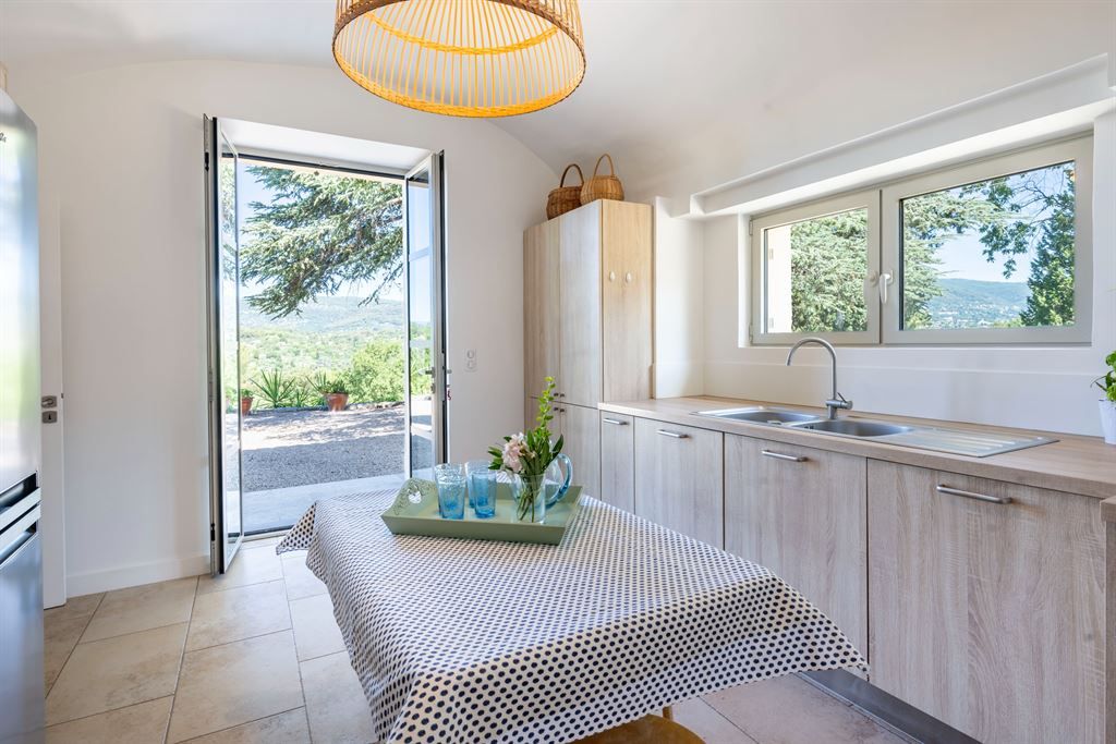 bastide 11 Rooms for sale on GRASSE (06130)