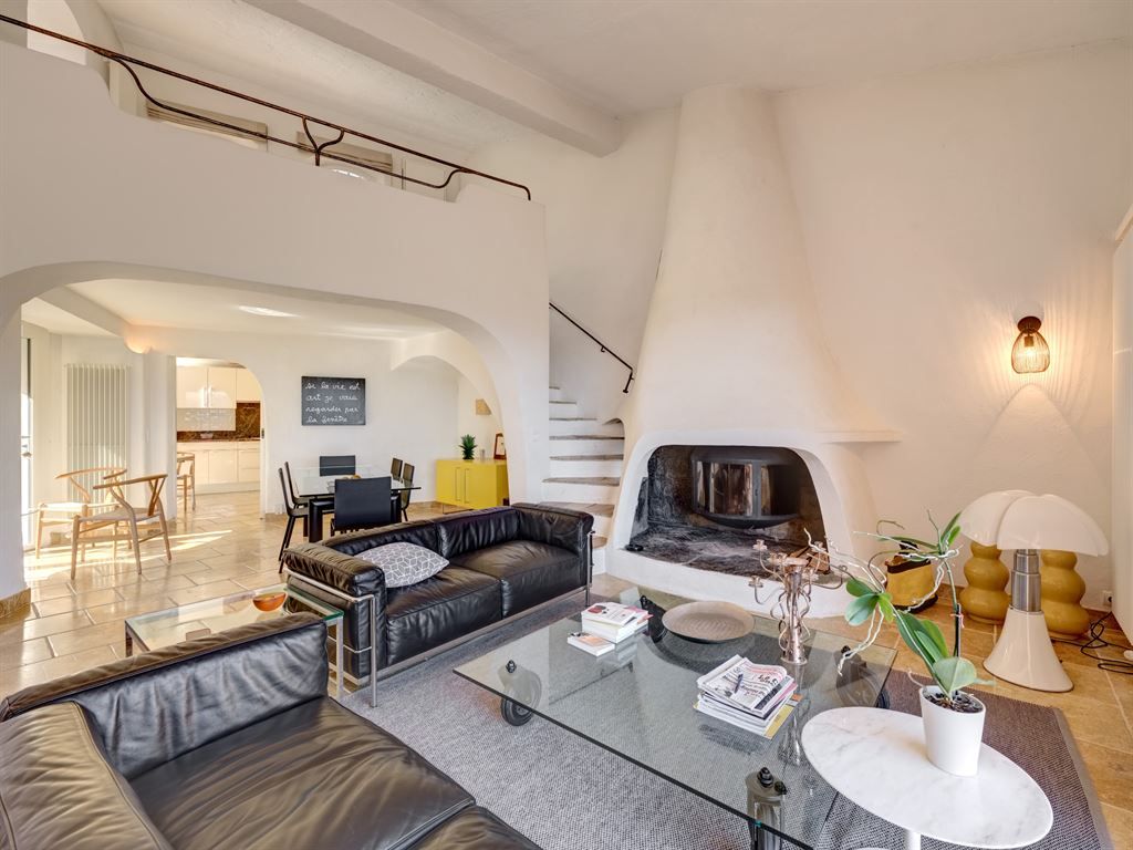 luxury villa 6 Rooms for sale on MOUANS SARTOUX (06370)