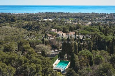 Sale Castle Biot 39&nbsp;Rooms 2851&nbsp;m²