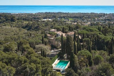 Sale Castle Biot 39&nbsp;Rooms 2851&nbsp;m²