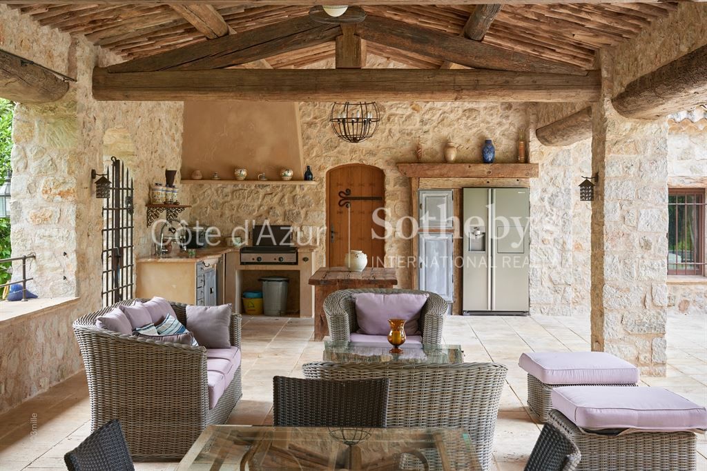 equestrian property 14 Rooms for sale on ROQUEFORT LES PINS (06330)