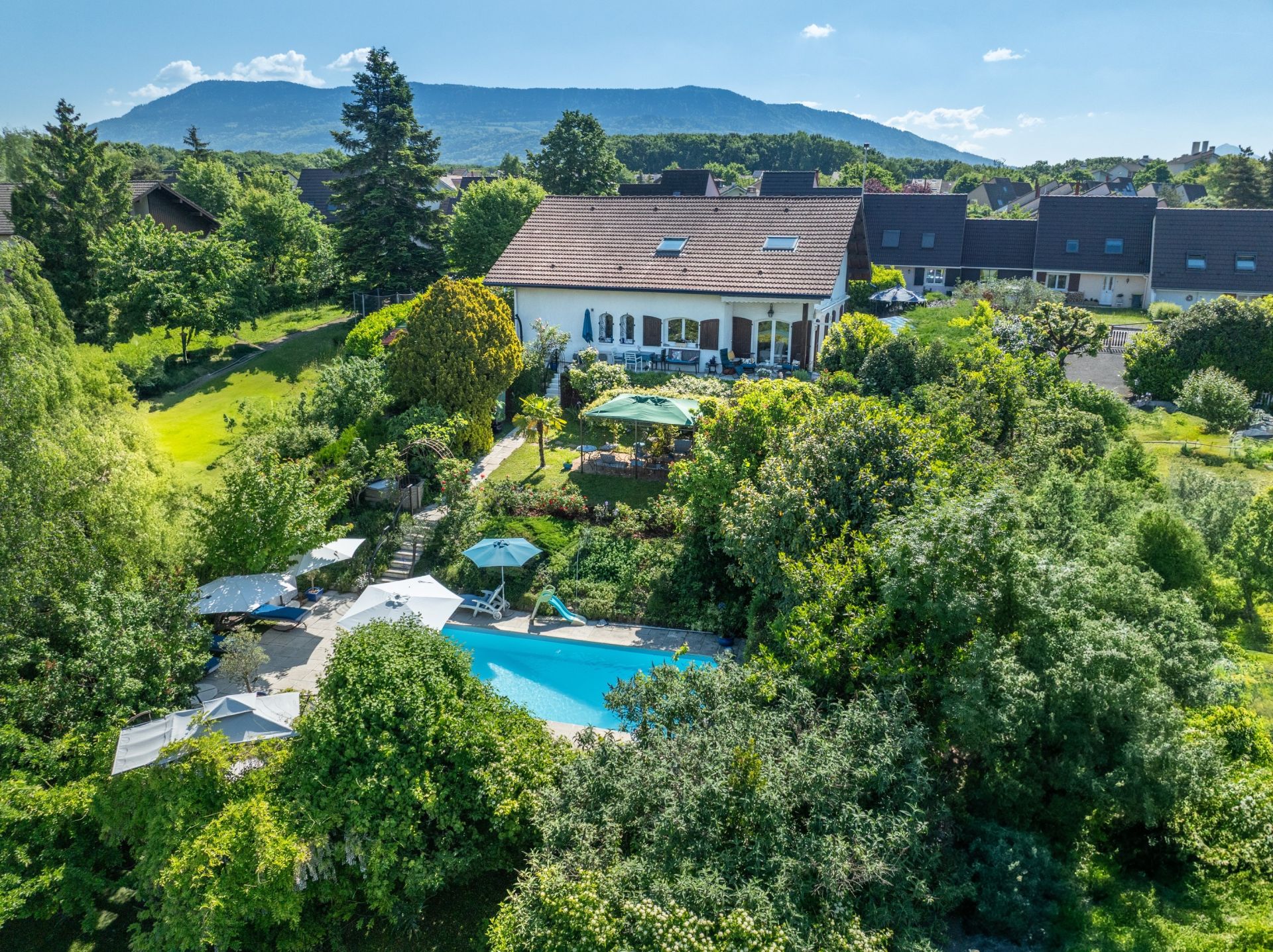 maison de luxe 6 Pièces en vente sur VILLE LA GRAND (74100)