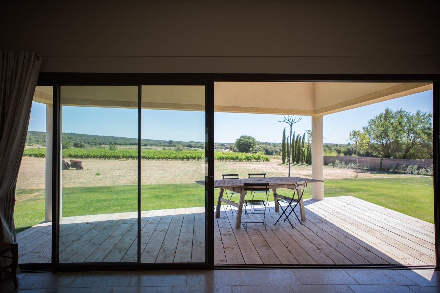 luxury property 8 Rooms for sale on UZES (30700)