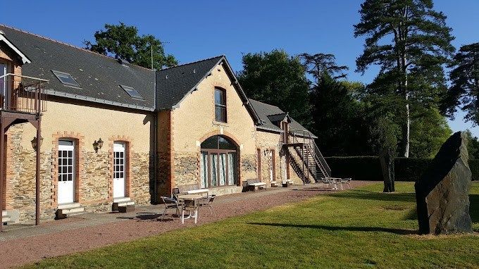 propriété de luxe 92 Pièces en vente sur ANGERS (49000)