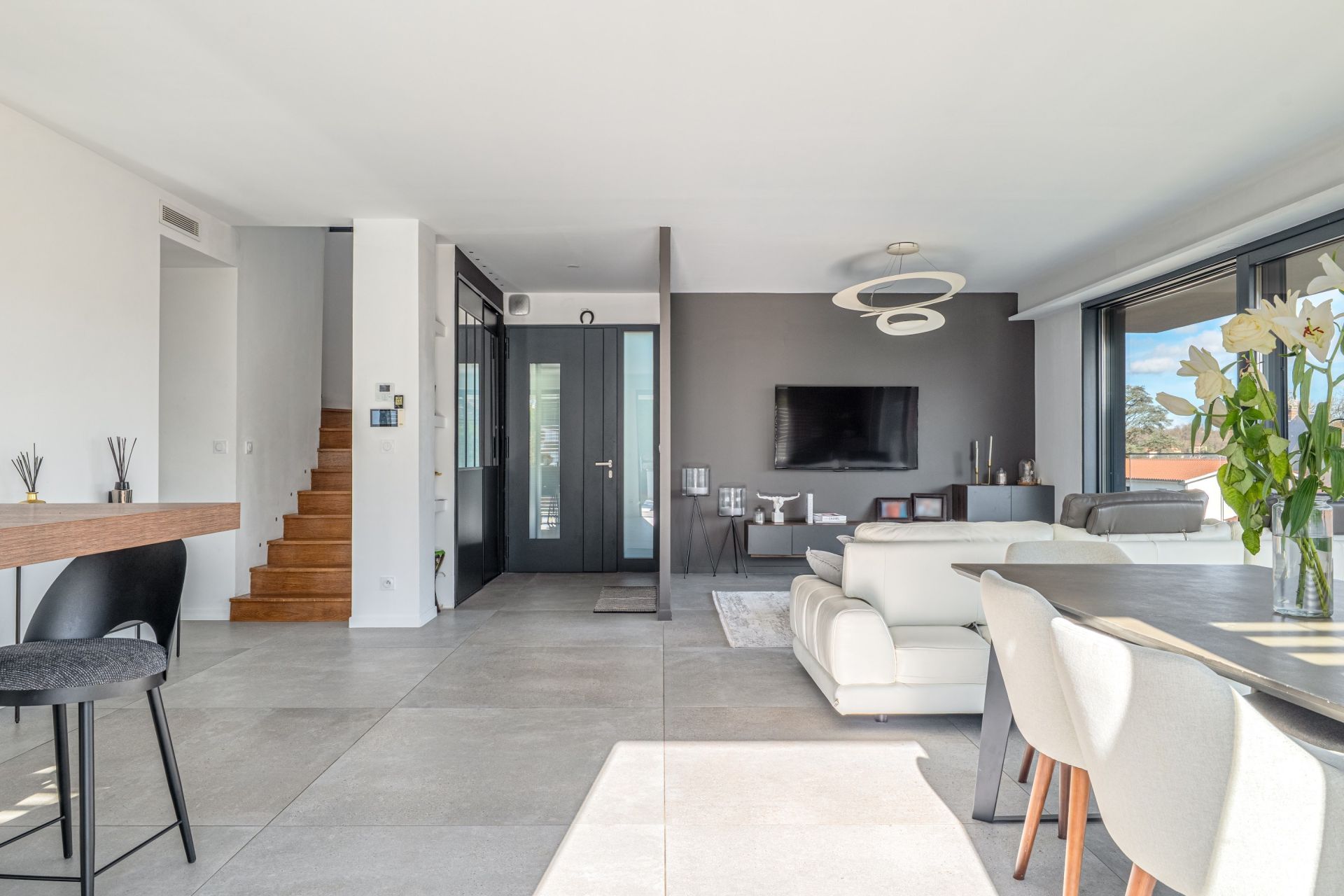 maison contemporaine 7 Pièces en vente sur ALBIGNY SUR SAONE (69250)