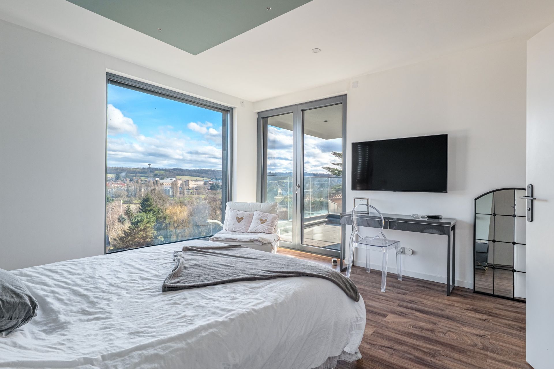 maison contemporaine 7 Pièces en vente sur ALBIGNY SUR SAONE (69250)