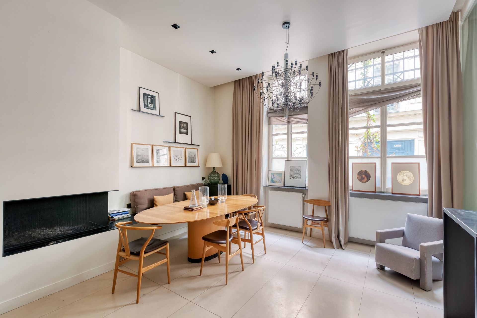 maison de ville 8 Pièces en vente sur PARIS (75006)