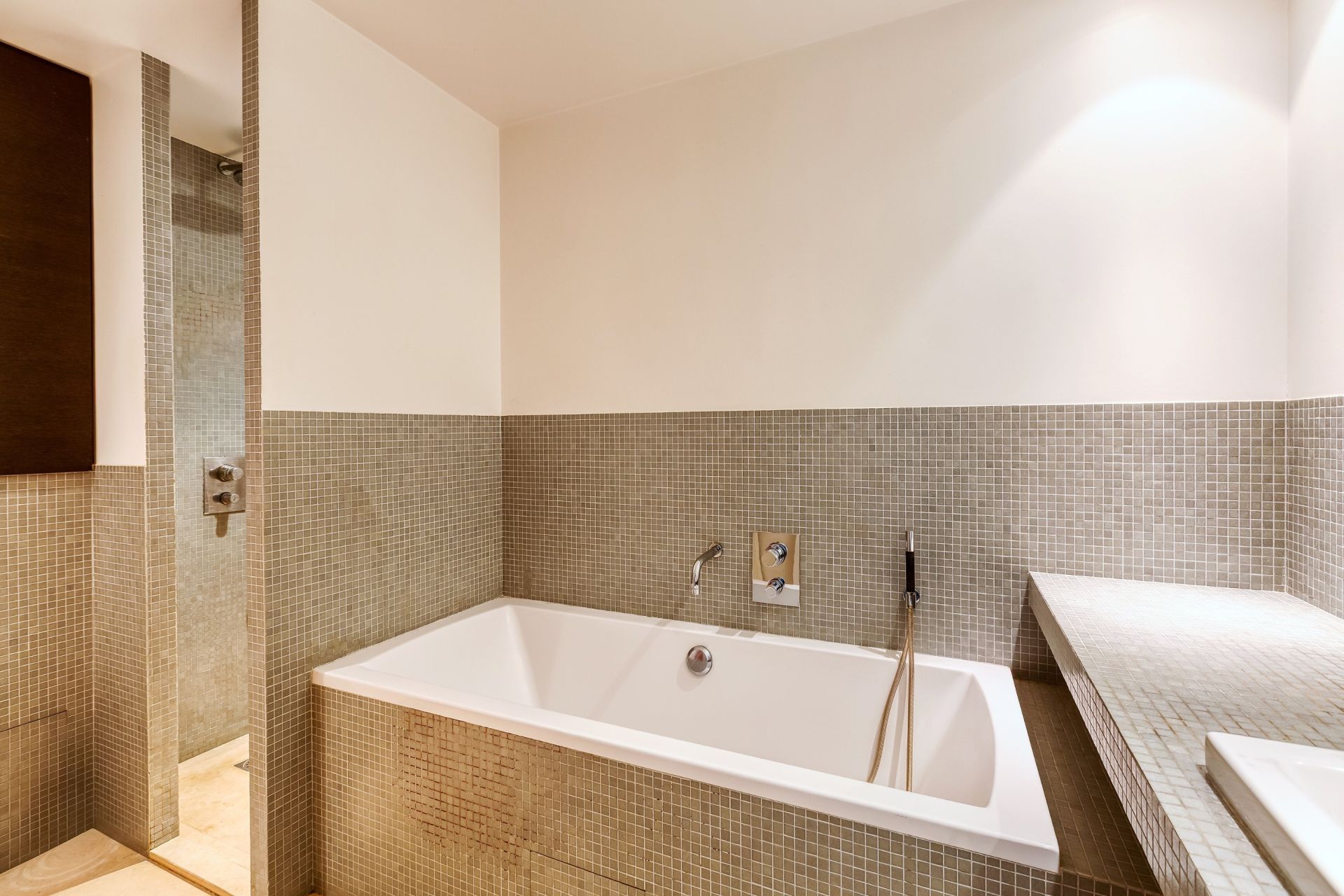 maison de ville 8 Pièces en vente sur PARIS (75006)