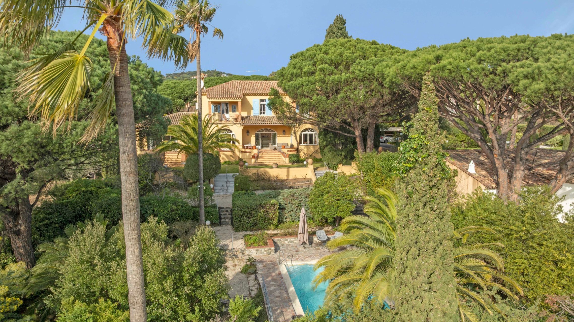 maison de maître 14 Pièces en vente sur STE MAXIME (83120)
