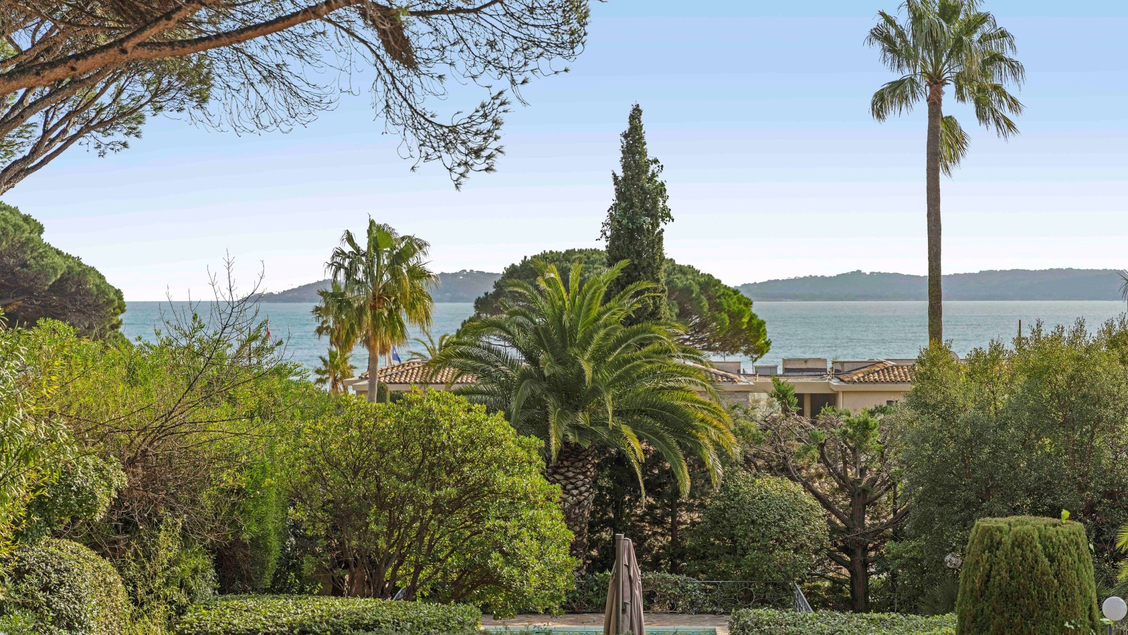 maison de maître 14 Pièces en vente sur STE MAXIME (83120)