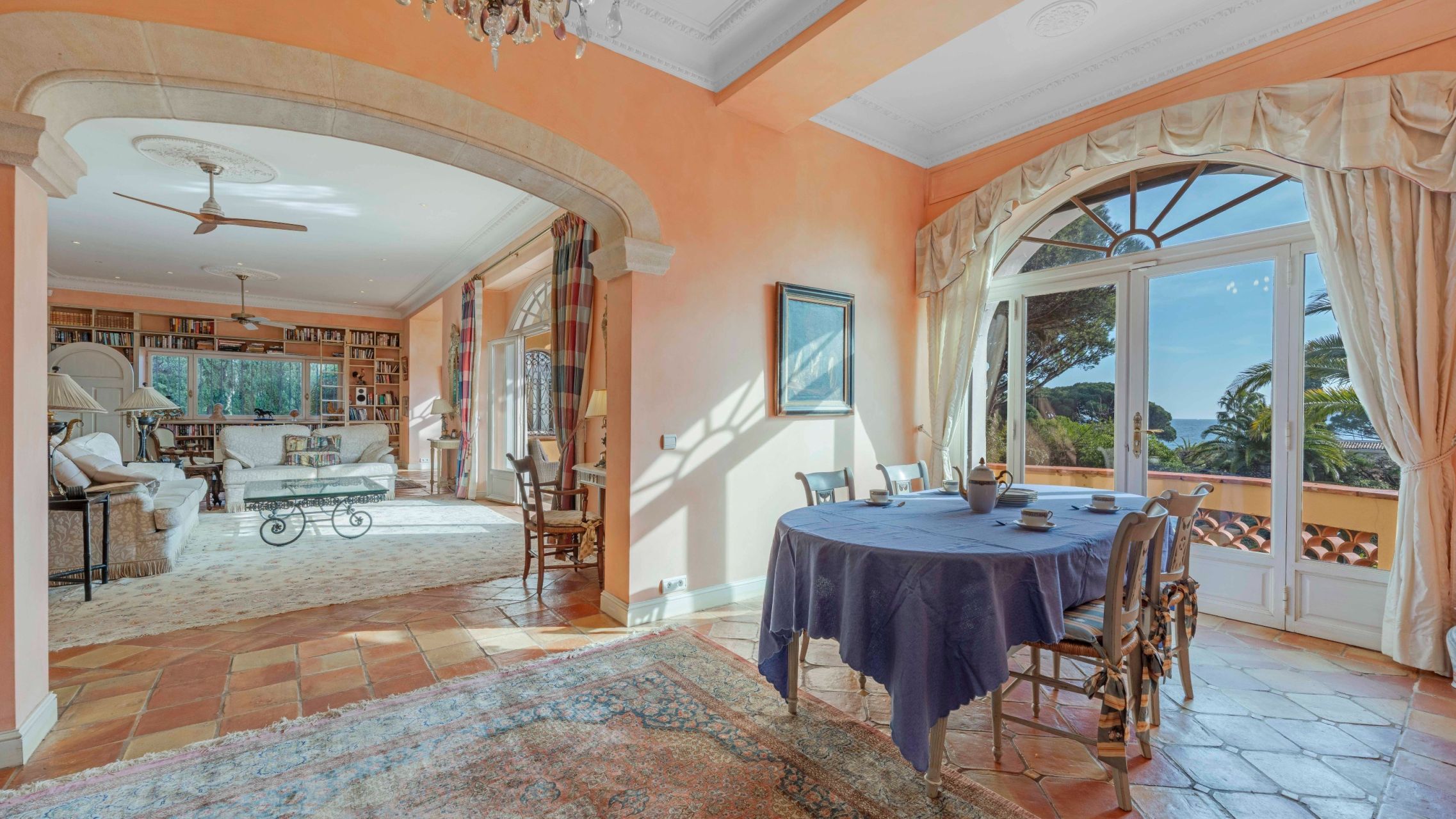 maison de maître 14 Pièces en vente sur STE MAXIME (83120)