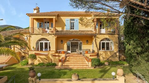 Vente Maison de maître Sainte-Maxime 14&nbsp;Pièces 560&nbsp;m²
