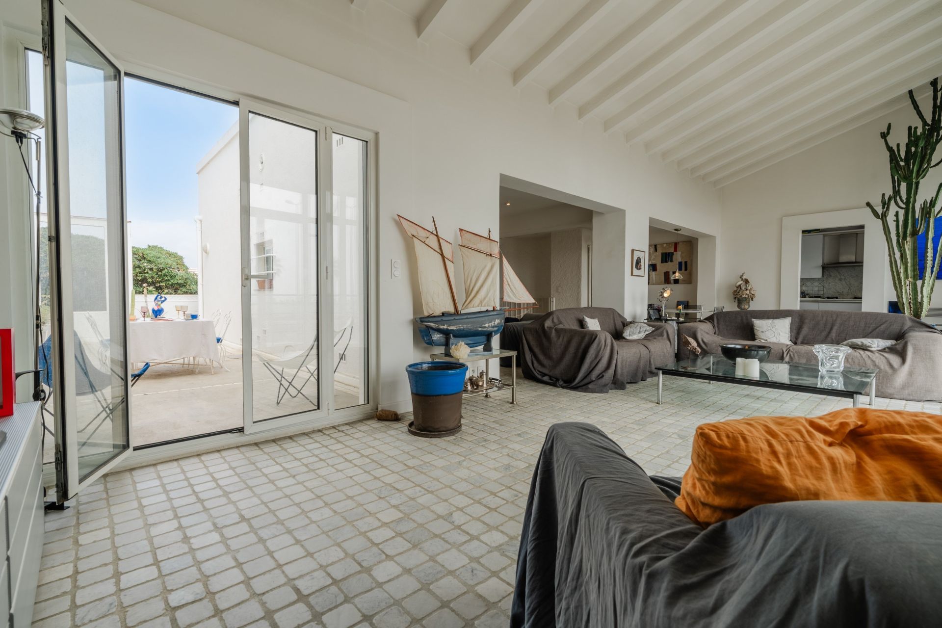 luxury house 6 Rooms for sale on CANET PLAGE (66140)