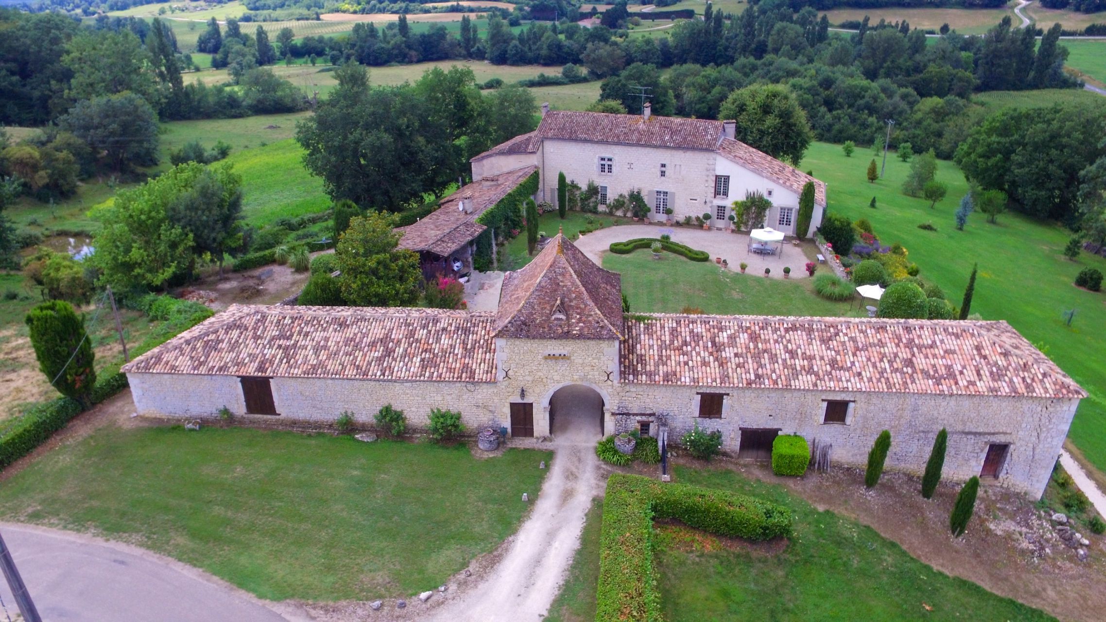 maison de luxe 11 Pièces en vente sur DURAS (47120)