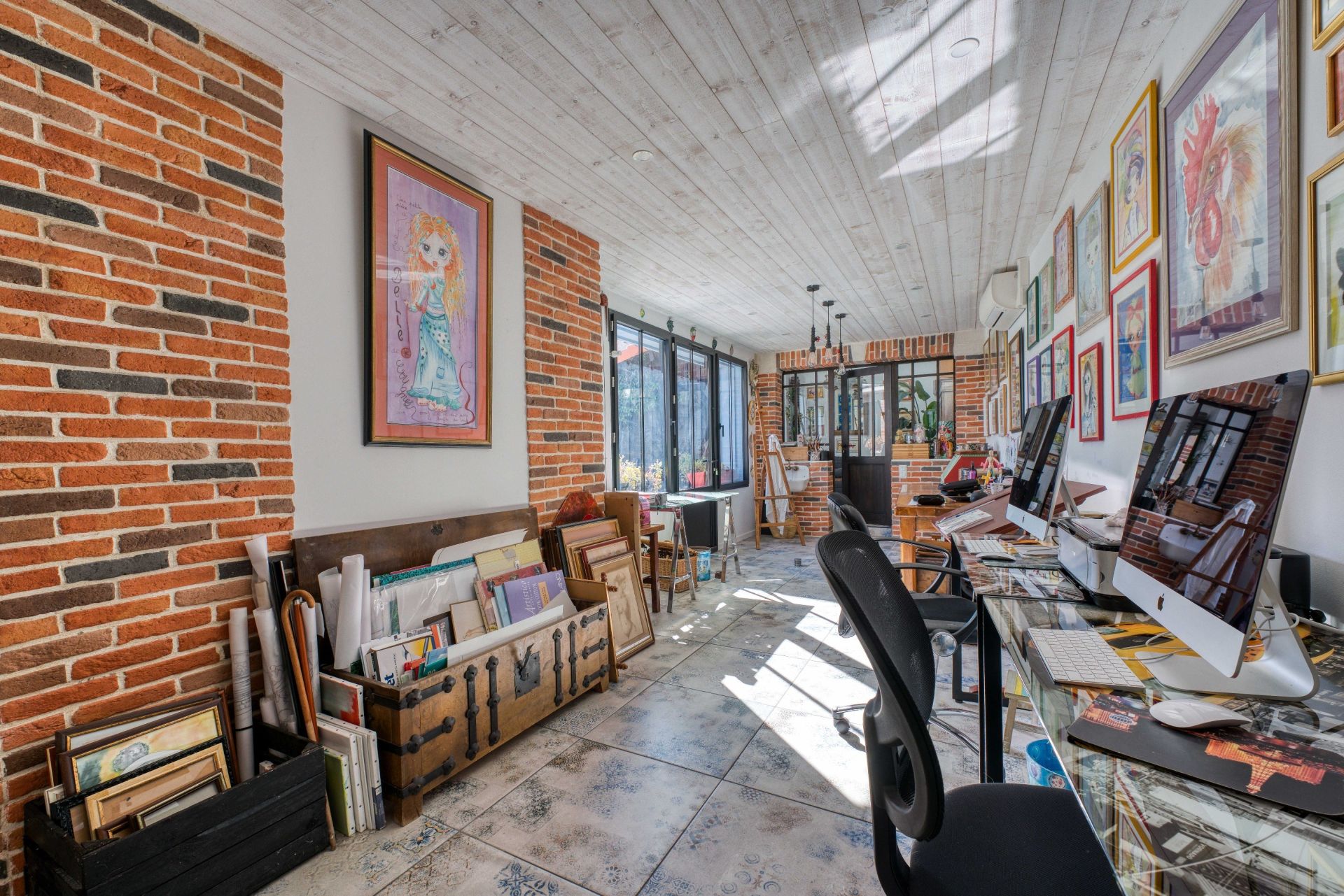 luxury traditional house 5 Rooms for sale on CHATELAILLON PLAGE (17340)