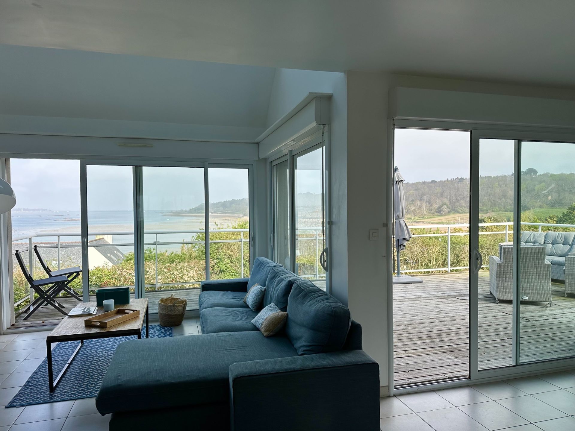 luxury villa 10 Rooms for sale on LOGUIVY DE LA MER (22620)