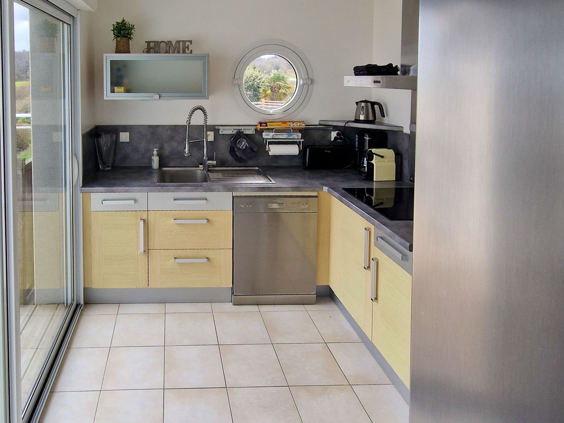 luxury villa 10 Rooms for sale on LOGUIVY DE LA MER (22620)