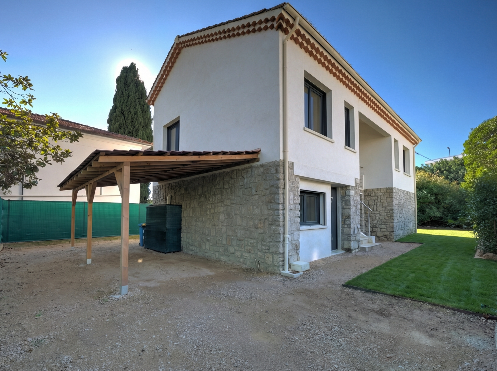 luxury villa 6 Rooms for sale on CANNES (06400)