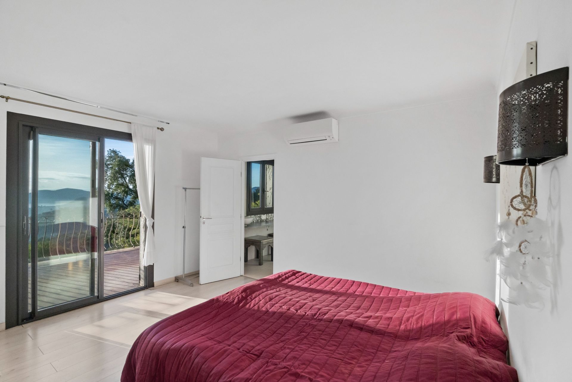 villa de luxe 8 Pièces en vente sur MANDELIEU LA NAPOULE (06210)