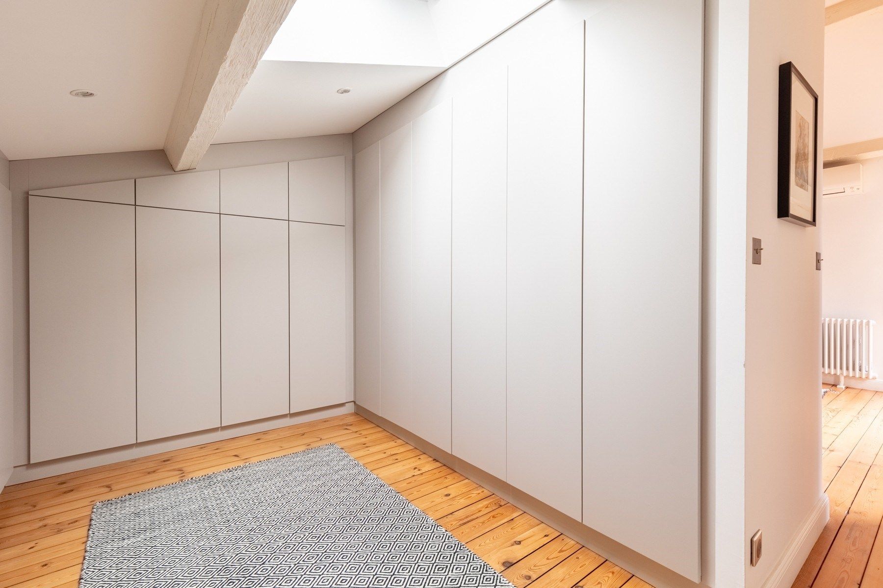 luxury apartment 6 Rooms for sale on BORDEAUX (33000)