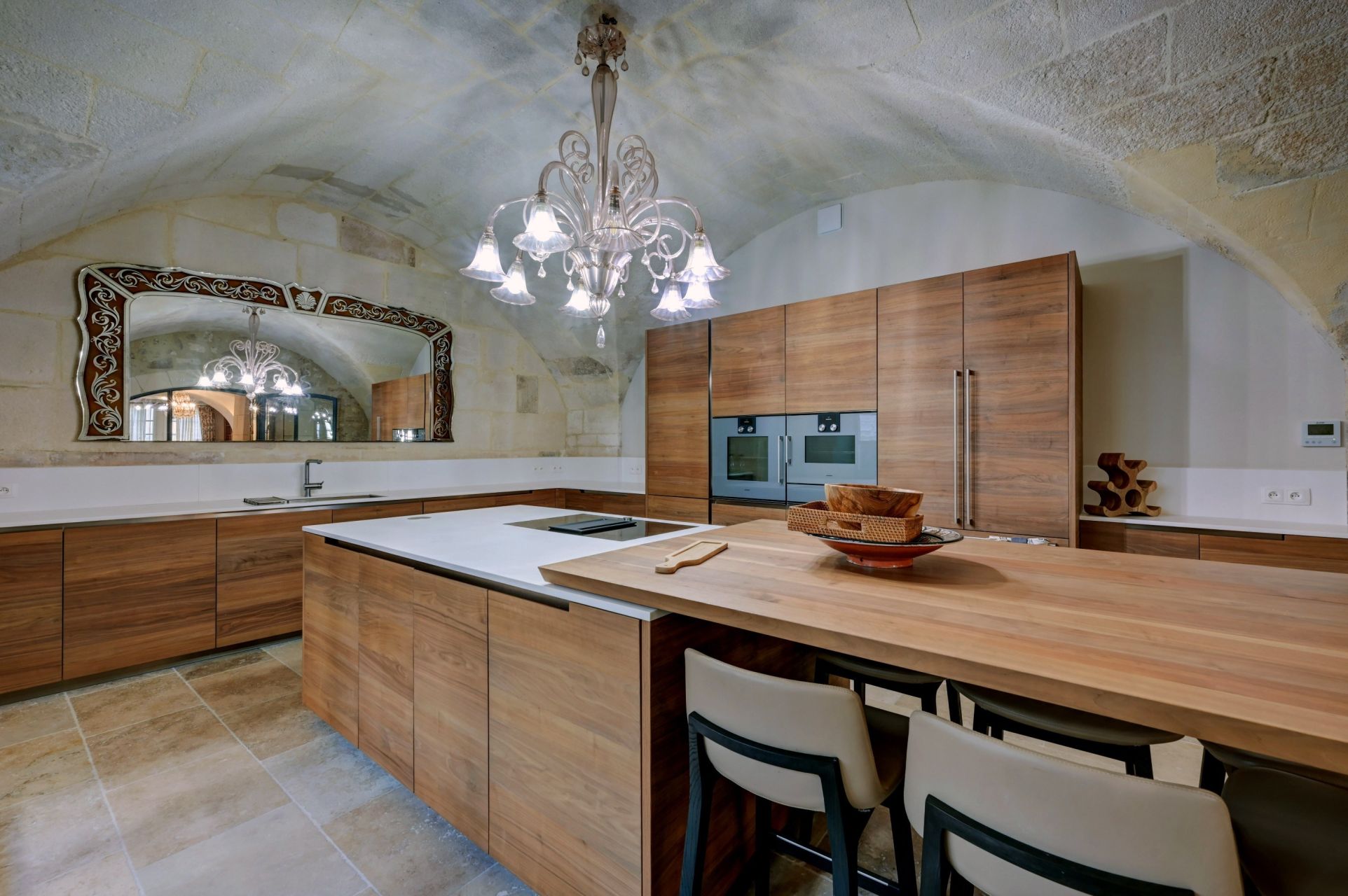 luxury house 8 Rooms for sale on ST REMY DE PROVENCE (13210)