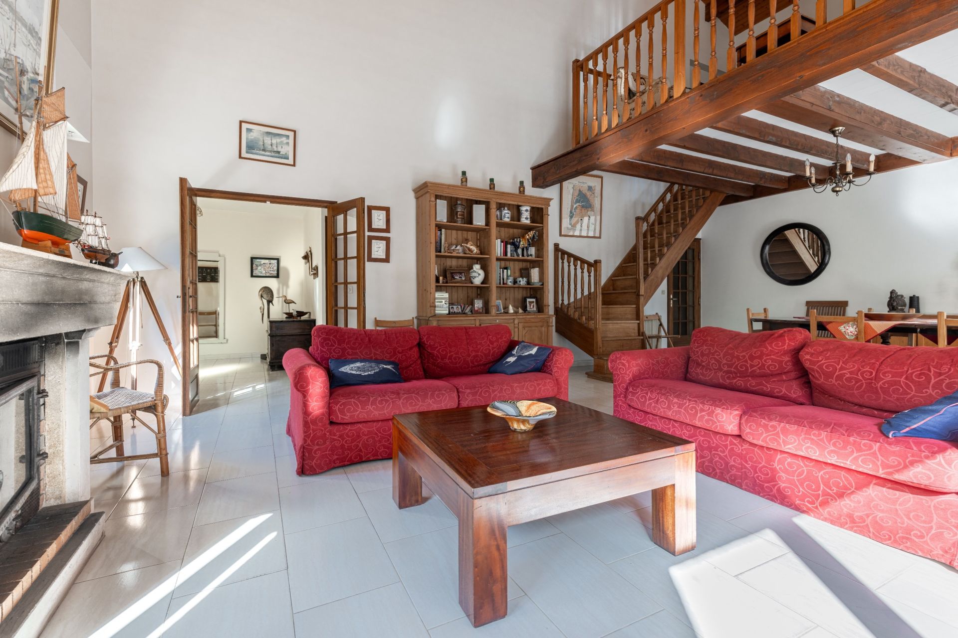 luxury house 8 Rooms for sale on ARCACHON (33120)