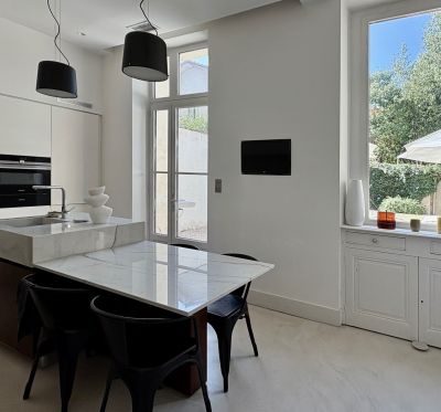 Vente Hôtel particulier Montpellier 6&nbsp;Pièces 280&nbsp;m²