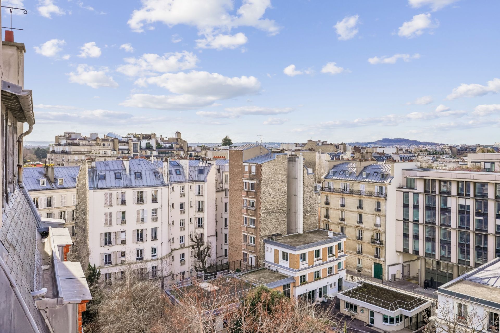 luxury apartment 2 Rooms for sale on NEUILLY SUR SEINE (92200)