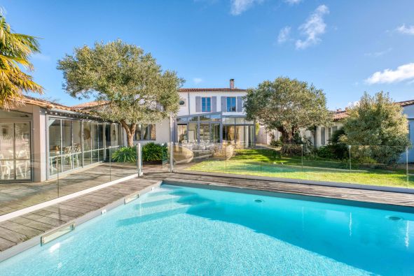 Sale Luxury house Le Bois-Plage-en-Ré 10&nbsp;Rooms 280&nbsp;m²
