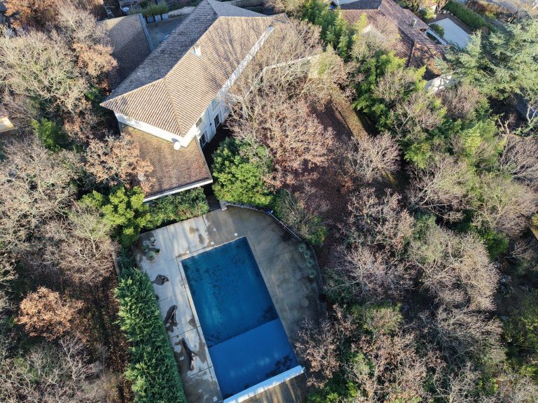 luxury house 7 Rooms for sale on ST MARTIN DE LONDRES (34380)