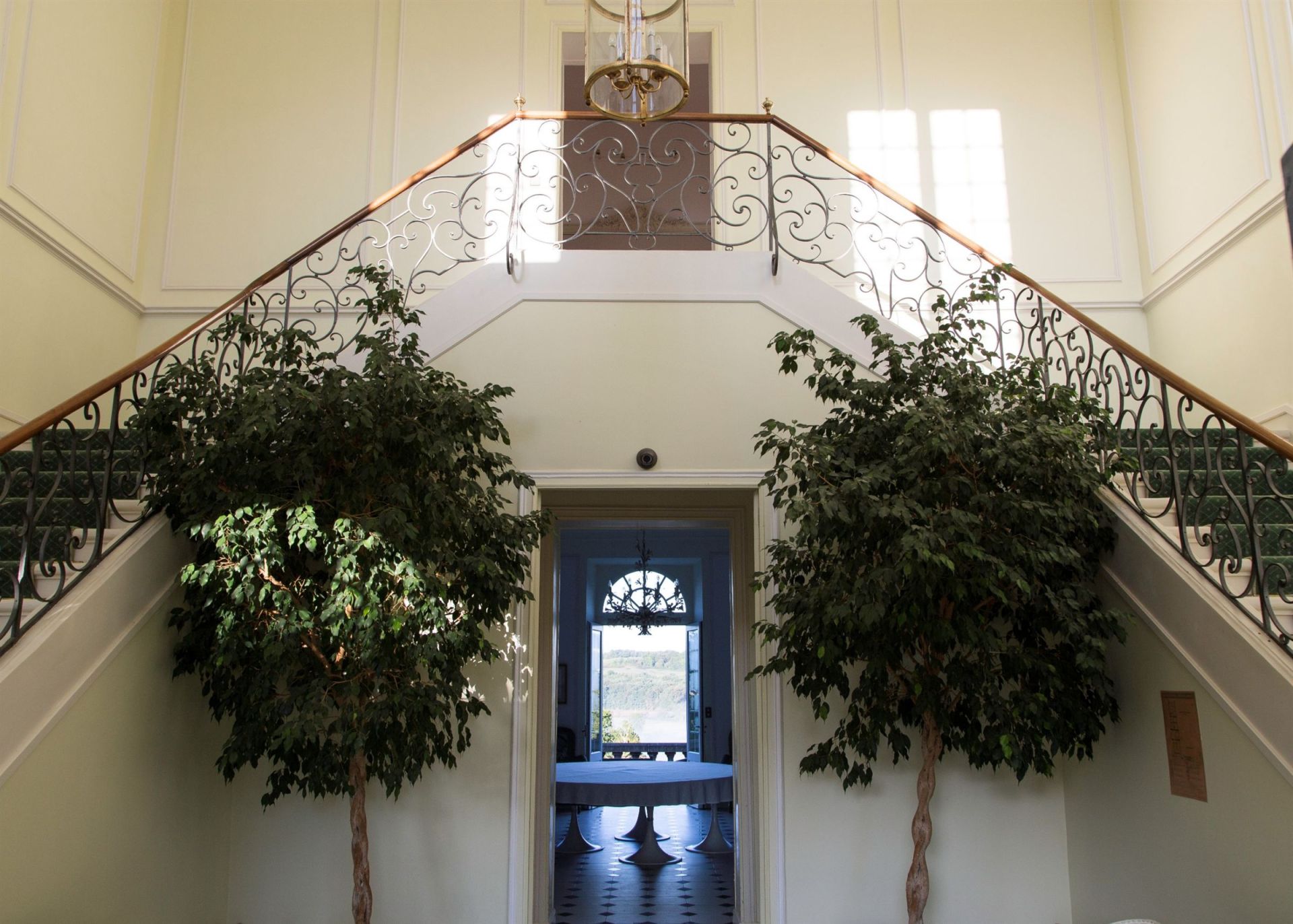 luxury house 12 Rooms for sale on AUCH (32000)