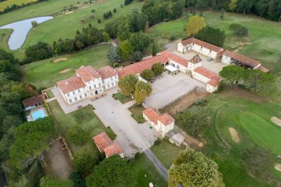 Vente Maison de luxe Auch 12&nbsp;Pièces 1200&nbsp;m²