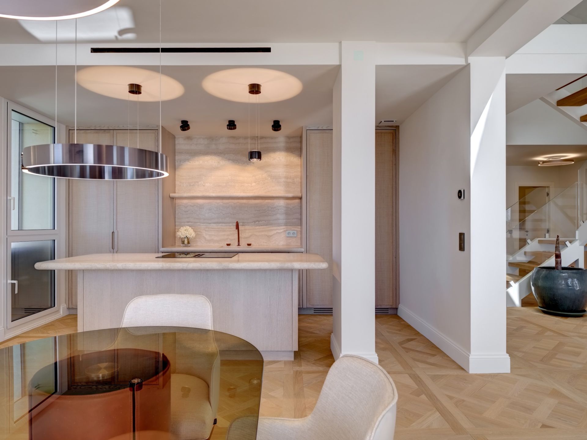 luxury loft 5 Rooms for sale on CANNES (06400)