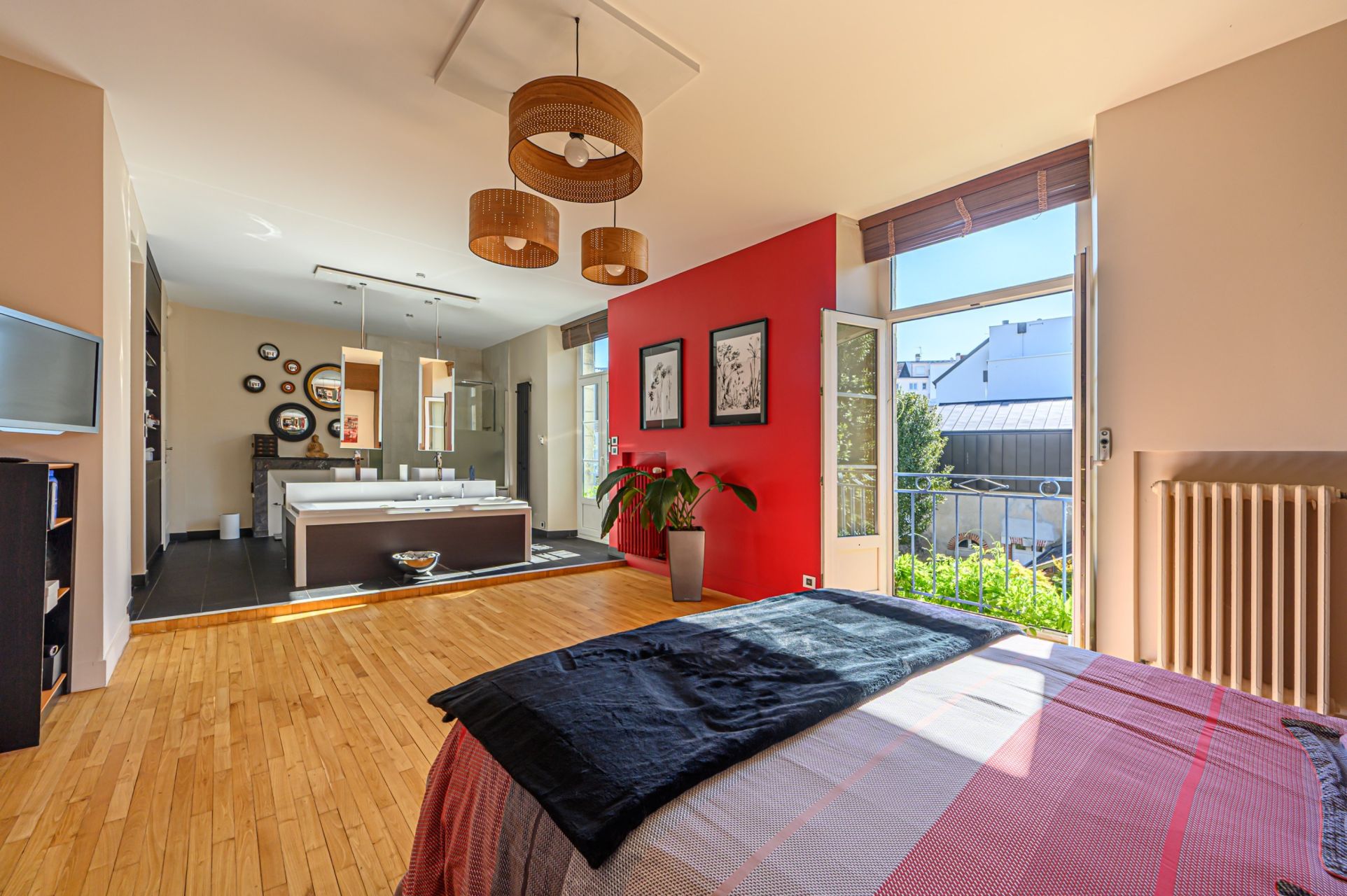 luxury house 11 Rooms for sale on VANNES (56000)