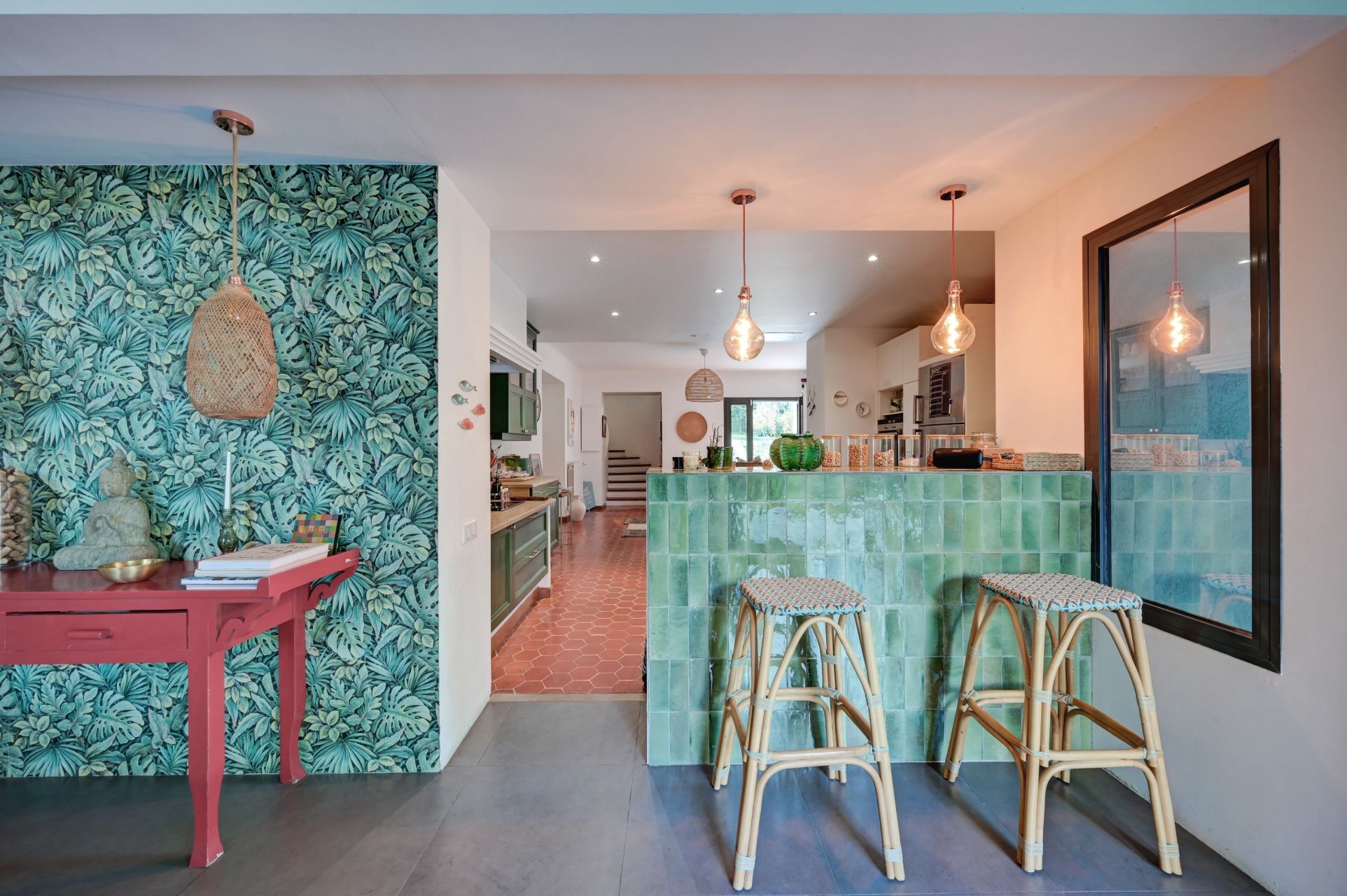 luxury house 8 Rooms for sale on AIX EN PROVENCE (13100)