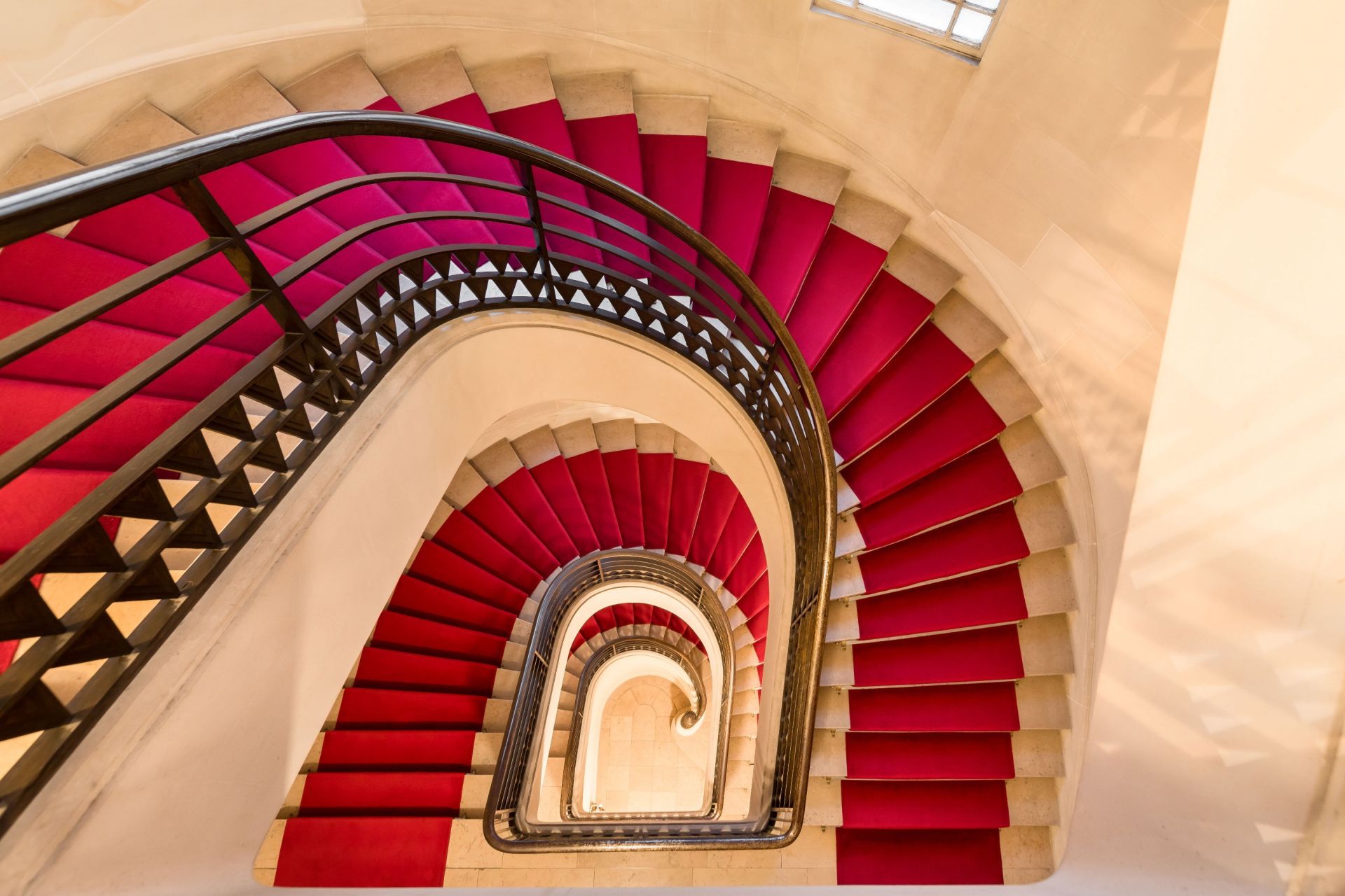 luxury apartment 7 Rooms for sale on PARIS (75016)