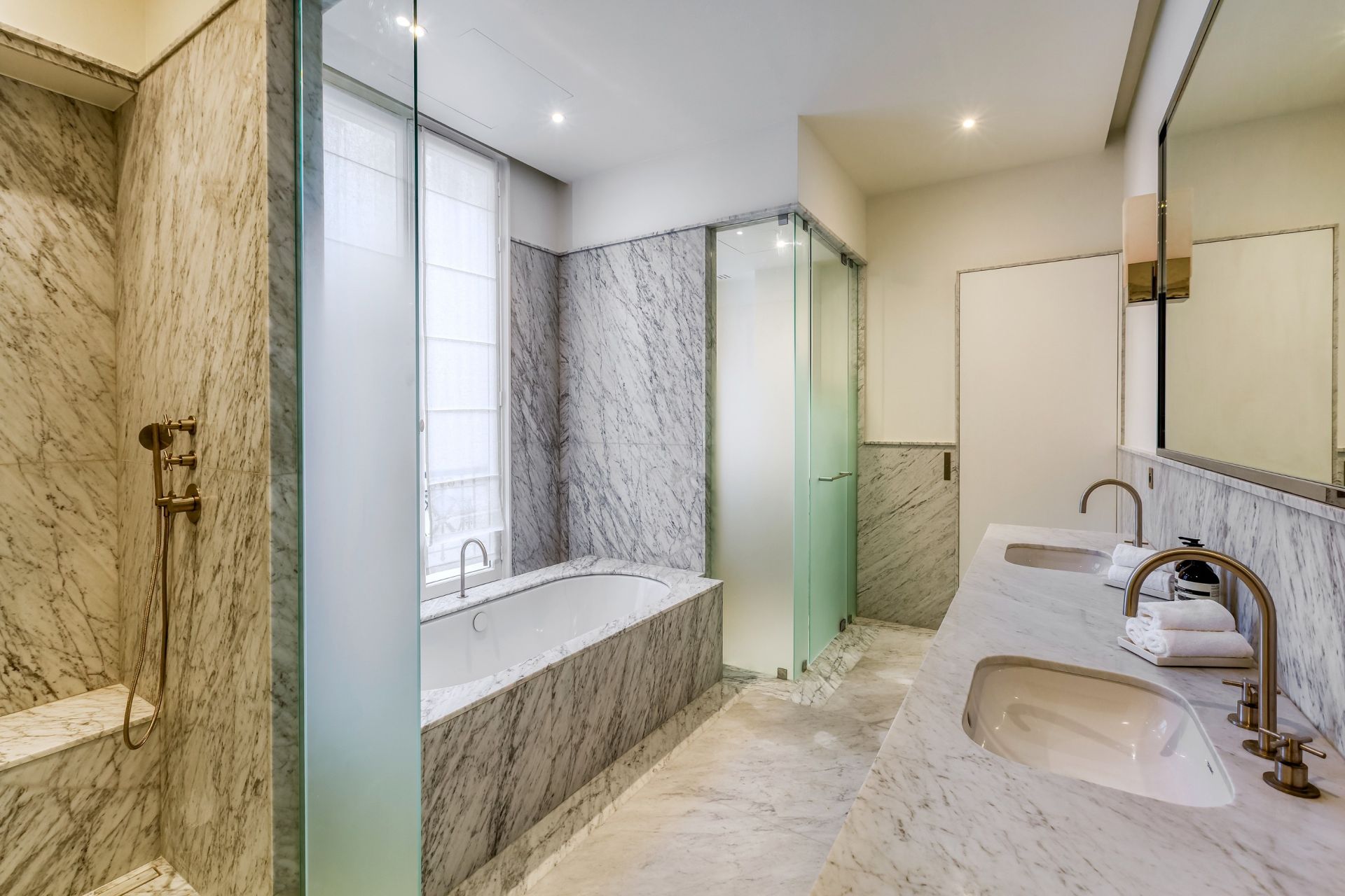 appartement de luxe 5 Pièces en vente sur PARIS (75008)