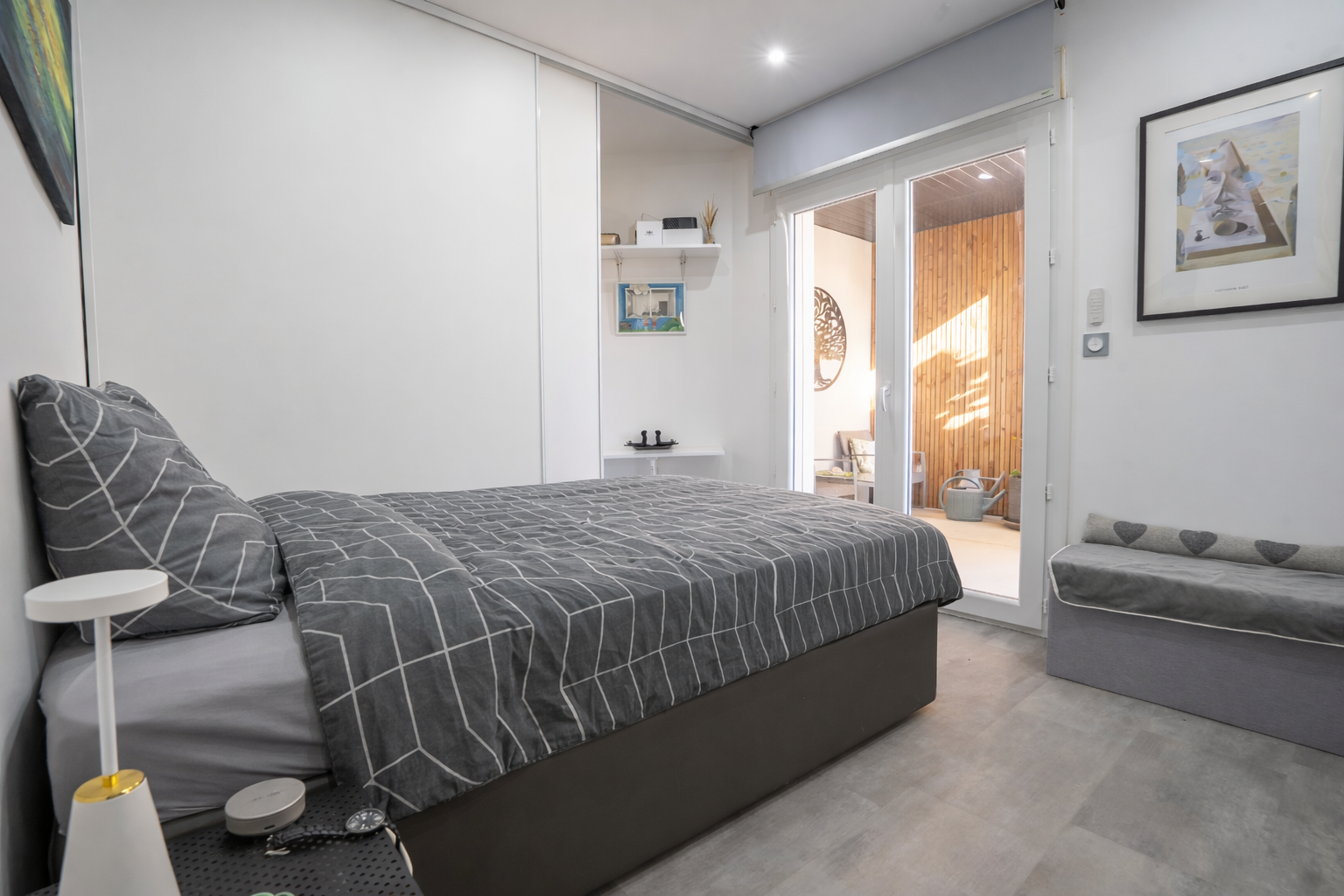 luxury house 4 Rooms for sale on NARBONNE (11100)