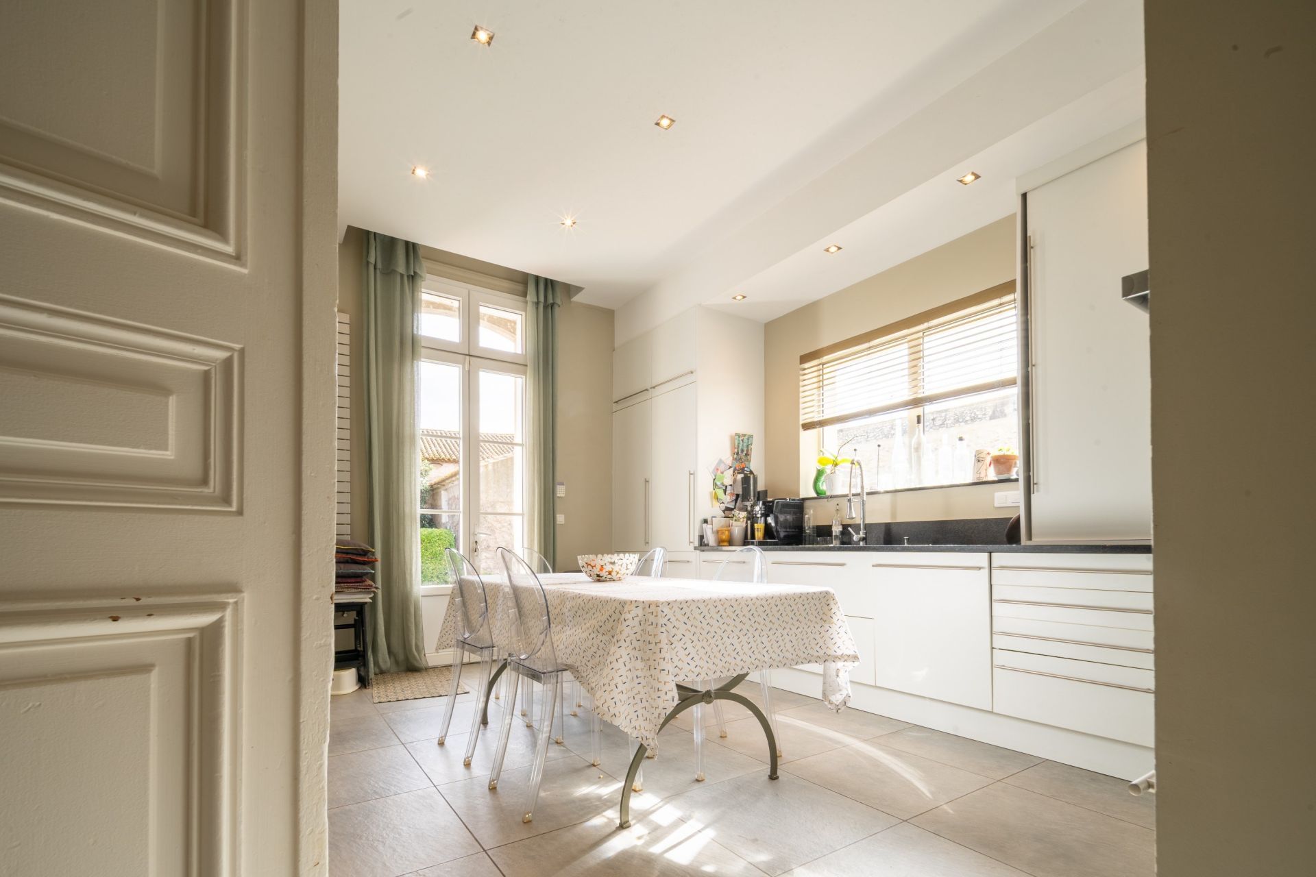 maison de luxe 13 Pièces en vente sur NARBONNE (11100)