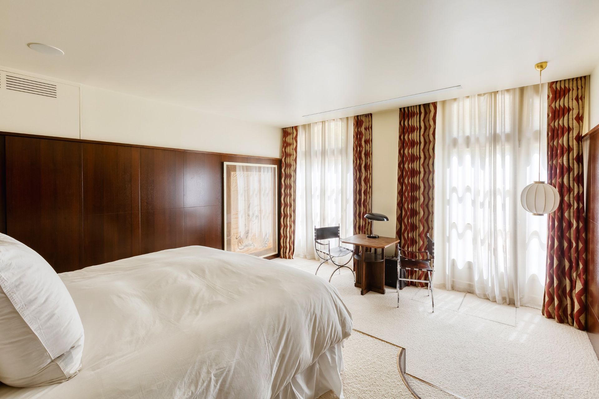 luxury apartment 4 Rooms for sale on PARIS (75004)