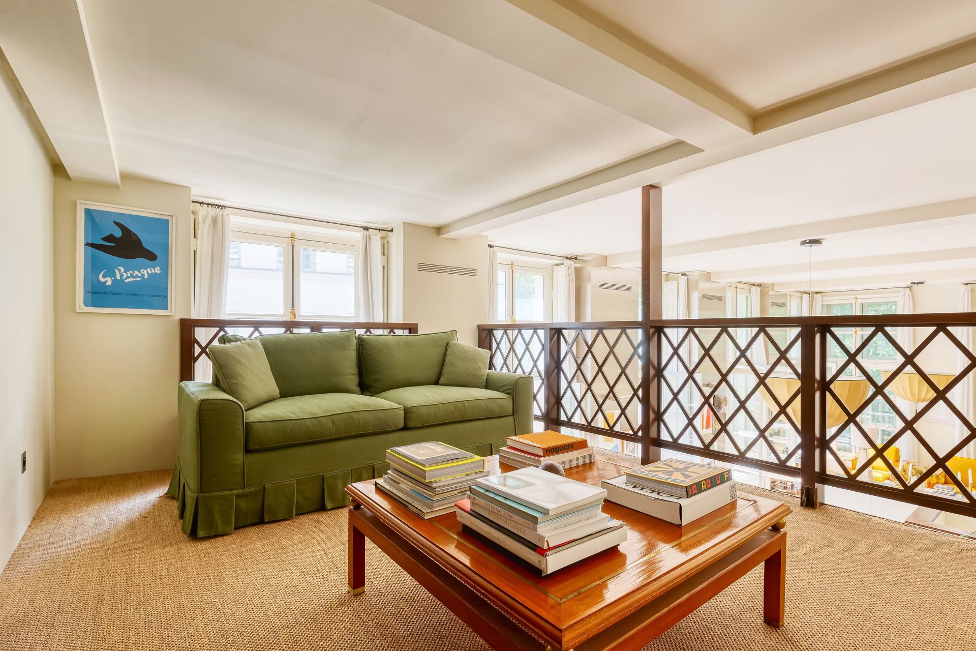 luxury apartment 4 Rooms for sale on PARIS (75004)