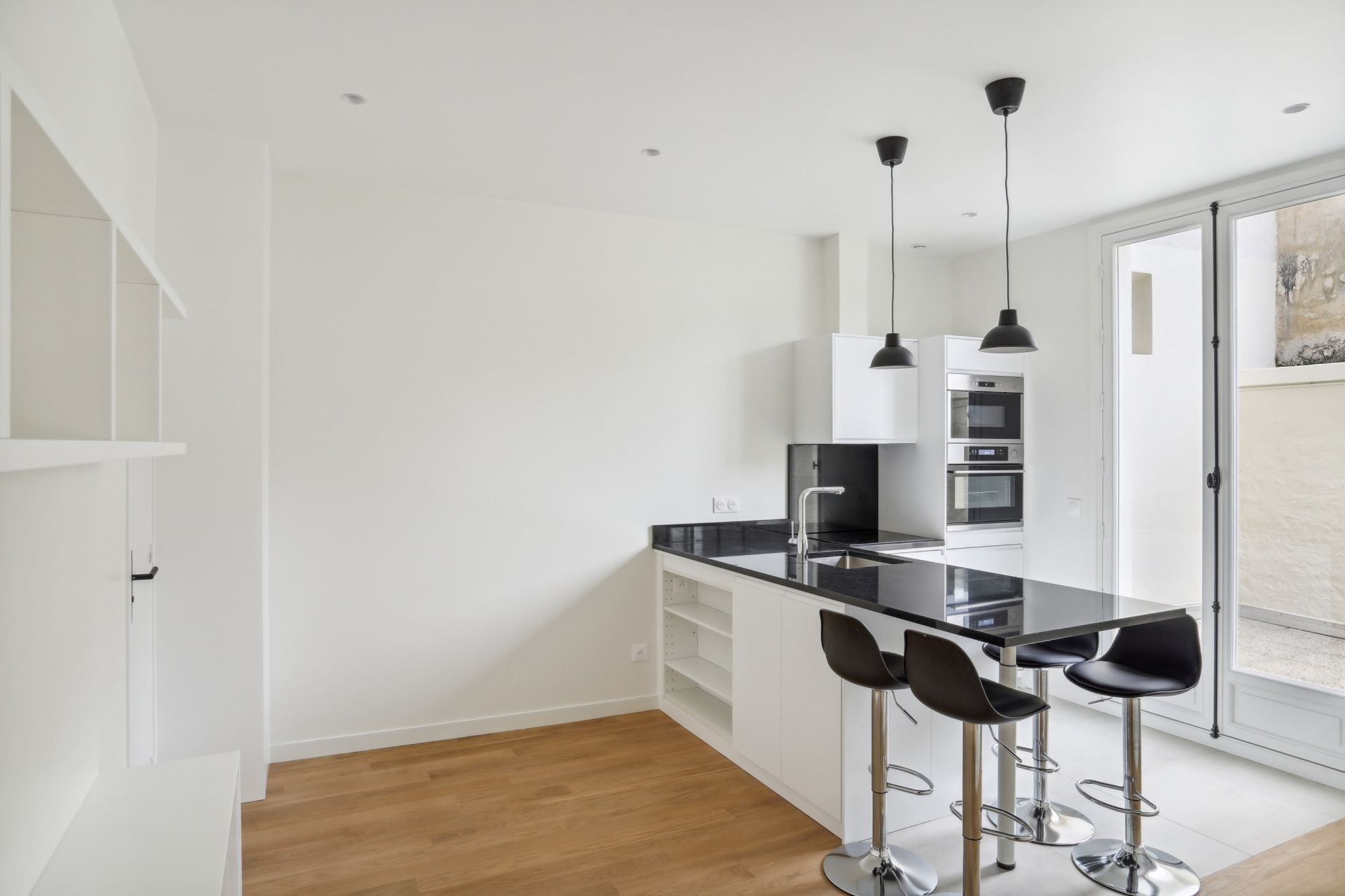 luxury apartment 2 Rooms for sale on PARIS (75007)